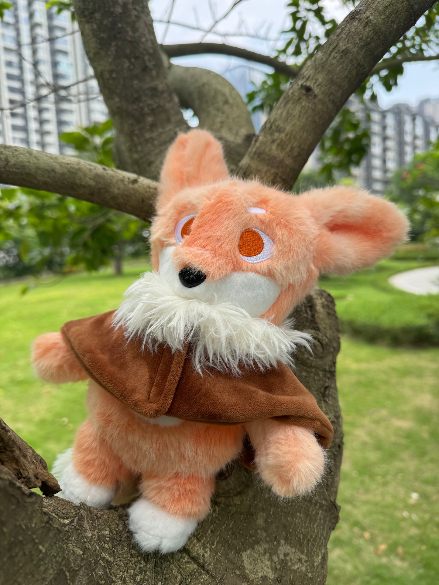 SYL FOX the Enchanted Forest Fox · Hug Me Plush | Zumorld Limited Edition